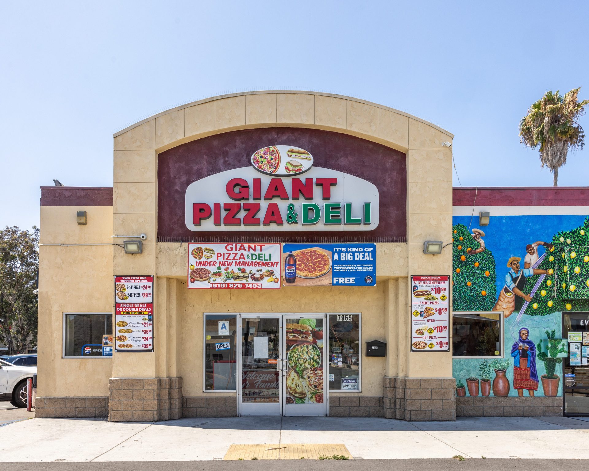 Welcome To Giant Pizza & Deli