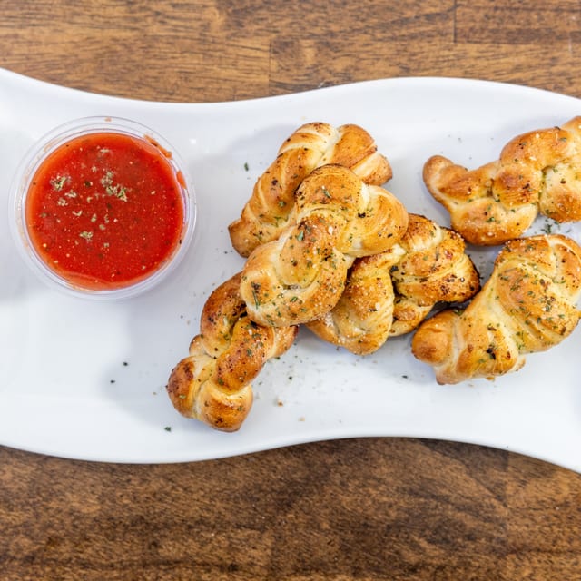 Garlic Knots.